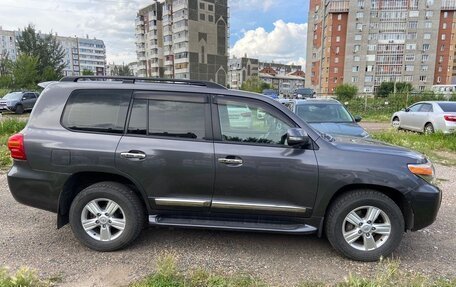 Toyota Land Cruiser 200, 2014 год, 6 450 000 рублей, 3 фотография