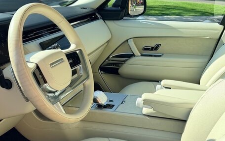 Land Rover Range Rover IV рестайлинг, 2024 год, 29 750 000 рублей, 8 фотография