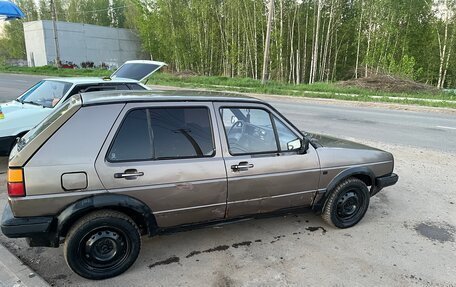 Volkswagen Golf II, 1986 год, 80 000 рублей, 7 фотография