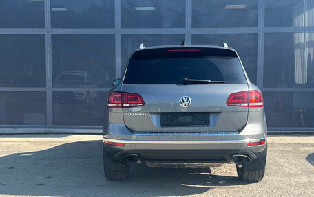Volkswagen Touareg III, 2017 год, 2 600 000 рублей, 6 фотография