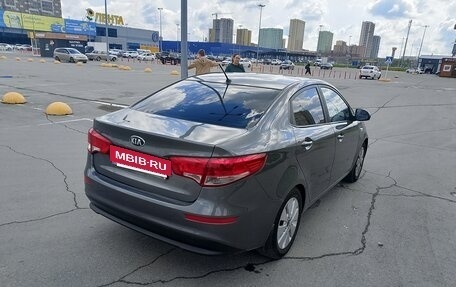 KIA Rio III рестайлинг, 2016 год, 1 000 000 рублей, 11 фотография