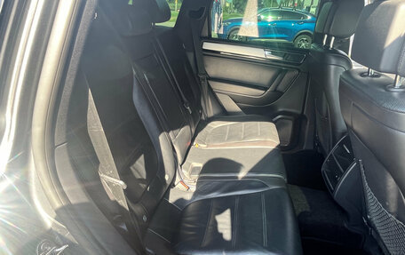 Volkswagen Touareg III, 2017 год, 2 600 000 рублей, 31 фотография