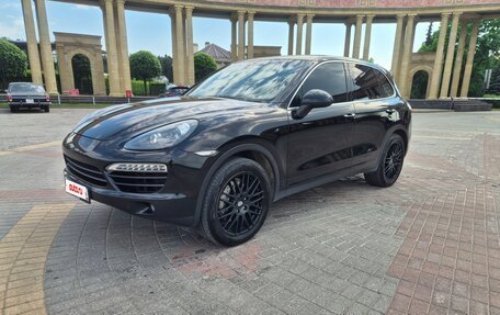 Porsche Cayenne III, 2010 год, 2 300 000 рублей, 2 фотография