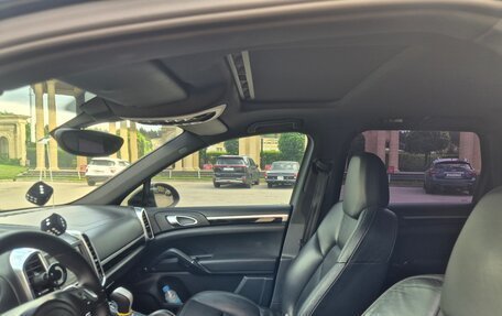 Porsche Cayenne III, 2010 год, 2 300 000 рублей, 10 фотография