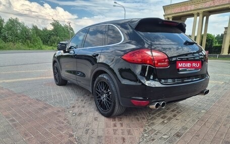 Porsche Cayenne III, 2010 год, 2 300 000 рублей, 6 фотография