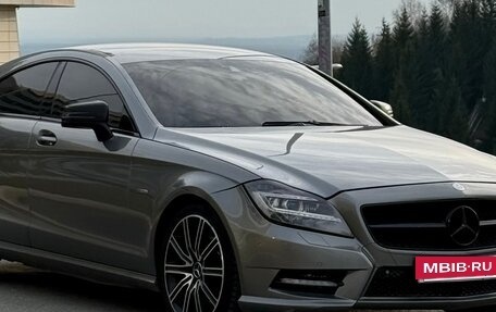 Mercedes-Benz CLS, 2011 год, 1 550 000 рублей, 3 фотография