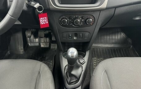 Renault Sandero II рестайлинг, 2018 год, 1 130 000 рублей, 14 фотография