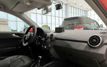 Audi A1, 2012 год, 1 270 000 рублей, 15 фотография