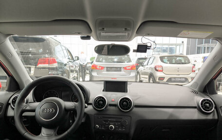 Audi A1, 2012 год, 1 270 000 рублей, 18 фотография