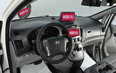 Hyundai Grand Starex Grand Starex I рестайлинг 2, 2010 год, 1 315 000 рублей, 7 фотография