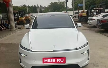 Tesla Model Y I, 2025 год, 4 855 000 рублей, 2 фотография