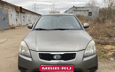 KIA Rio II, 2010 год, 400 000 рублей, 2 фотография