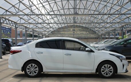 KIA Rio IV, 2020 год, 1 370 000 рублей, 6 фотография