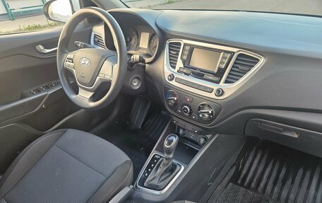 Hyundai Solaris II рестайлинг, 2020 год, 1 220 000 рублей, 8 фотография