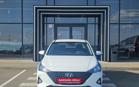Hyundai Solaris II рестайлинг, 2020 год, 1 220 000 рублей, 2 фотография