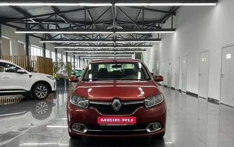Renault Logan II, 2015 год, 775 000 рублей, 3 фотография