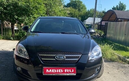 KIA cee'd I рестайлинг, 2008 год, 730 000 рублей, 1 фотография