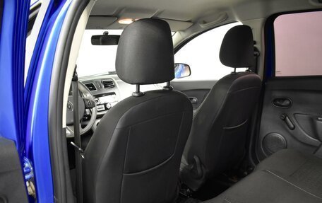 Renault Logan II, 2017 год, 942 100 рублей, 11 фотография