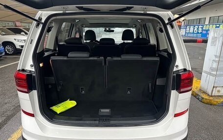 Volkswagen Touran III, 2021 год, 1 490 750 рублей, 16 фотография