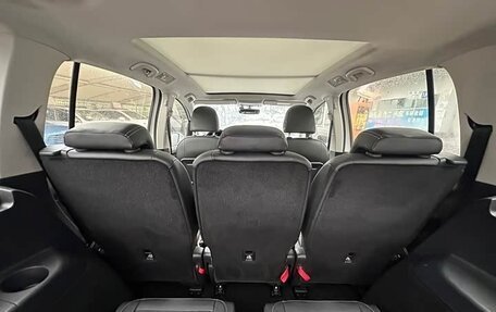 Volkswagen Touran III, 2021 год, 1 490 750 рублей, 15 фотография