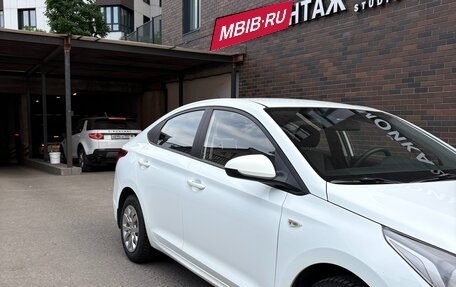 Hyundai Solaris II рестайлинг, 2018 год, 900 000 рублей, 7 фотография