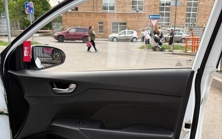 Hyundai Solaris II рестайлинг, 2018 год, 900 000 рублей, 16 фотография