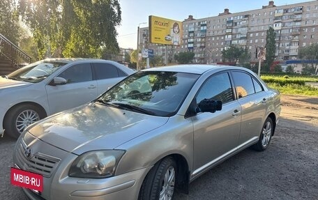 Toyota Avensis III рестайлинг, 2006 год, 600 000 рублей, 2 фотография