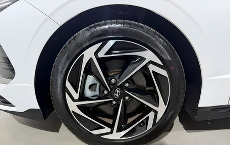 Hyundai Sonata VIII, 2025 год, 13 фотография