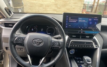 Toyota Harrier, 2021 год, 4 850 000 рублей, 8 фотография