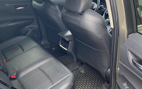 Toyota Harrier, 2021 год, 4 850 000 рублей, 10 фотография