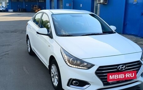 Hyundai Solaris II рестайлинг, 2017 год, 1 325 000 рублей, 2 фотография