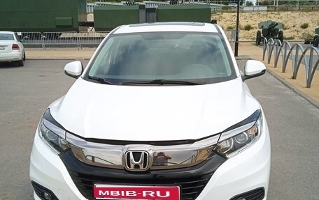 Honda Vezel, 2020 год, 2 100 000 рублей, 1 фотография