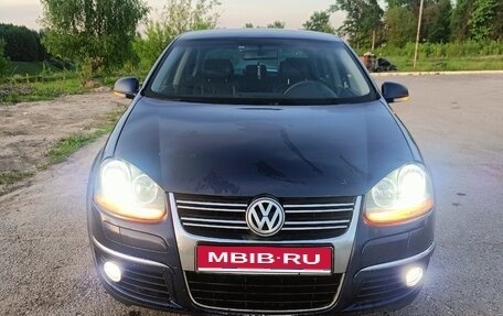 Volkswagen Jetta VI, 2005 год, 600 000 рублей, 1 фотография