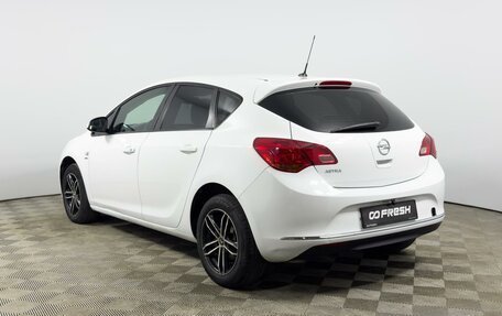 Opel Astra J, 2013 год, 789 900 рублей, 2 фотография