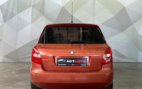 Skoda Fabia II, 2010 год, 650 000 рублей, 5 фотография