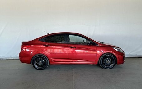 Hyundai Solaris II рестайлинг, 2012 год, 635 000 рублей, 4 фотография