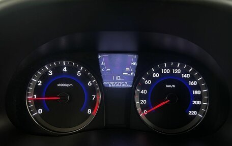 Hyundai Solaris II рестайлинг, 2012 год, 635 000 рублей, 13 фотография