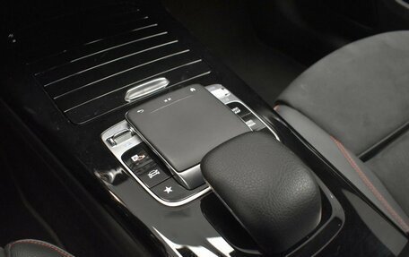 Mercedes-Benz CLA, 2019 год, 3 375 000 рублей, 21 фотография
