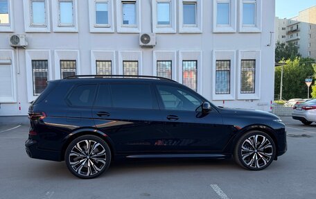 BMW X7, 2023 год, 17 000 000 рублей, 2 фотография