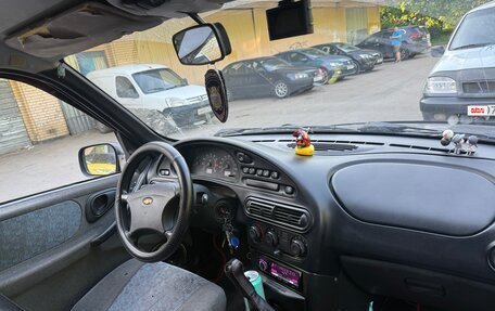 Chevrolet Niva I рестайлинг, 2005 год, 190 000 рублей, 9 фотография