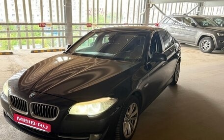 BMW 5 серия, 2012 год, 1 250 000 рублей, 21 фотография
