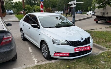 Skoda Rapid I, 2014 год, 1 050 000 рублей, 2 фотография