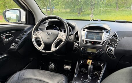 Hyundai ix35 I рестайлинг, 2012 год, 1 380 000 рублей, 8 фотография