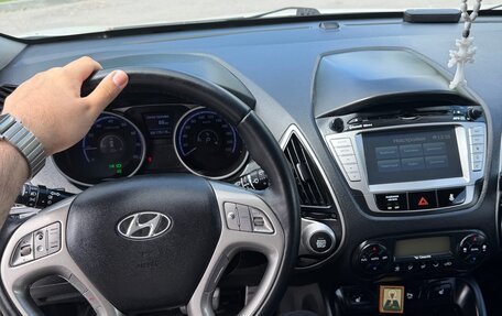 Hyundai ix35 I рестайлинг, 2012 год, 1 380 000 рублей, 12 фотография