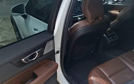 Volvo V60 Cross Country II, 2019 год, 4 500 000 рублей, 33 фотография