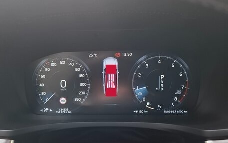 Volvo V60 Cross Country II, 2019 год, 4 500 000 рублей, 23 фотография