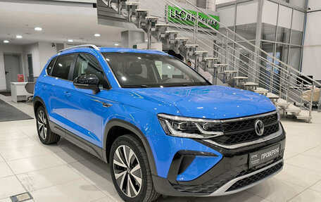 Volkswagen Taos, 2021 год, 2 299 000 рублей, 3 фотография