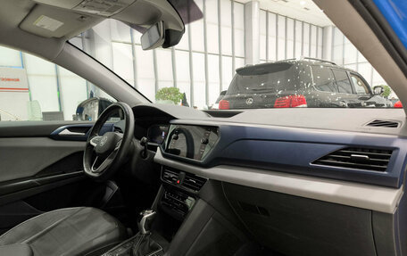 Volkswagen Taos, 2021 год, 2 299 000 рублей, 13 фотография