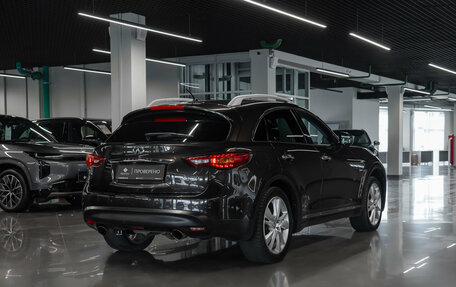Infiniti QX70, 2015 год, 1 950 000 рублей, 4 фотография