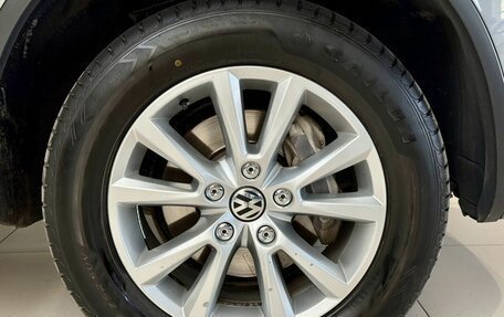 Volkswagen Touareg III, 2012 год, 2 099 000 рублей, 5 фотография